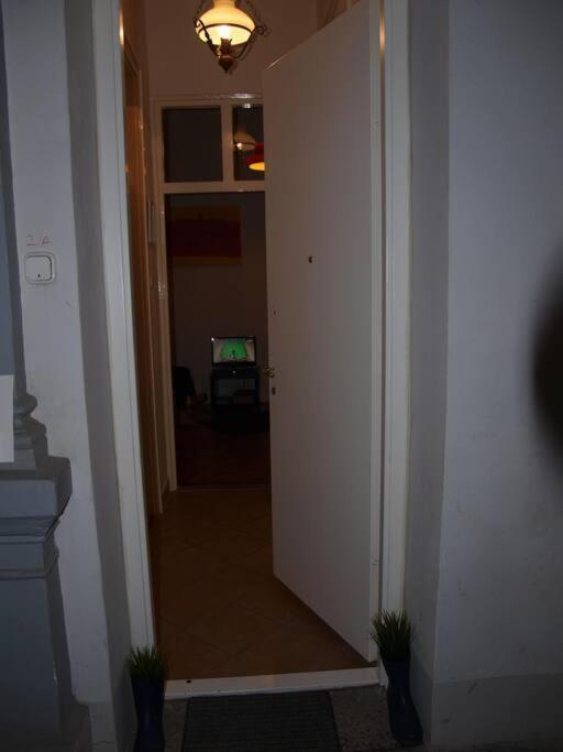 Charming Studio At The Danube Budapeste