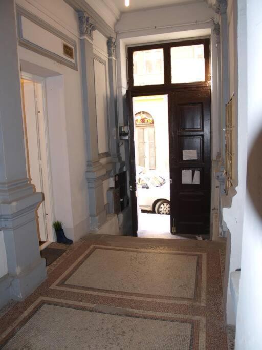 Appartement Charming Studio At The Danube