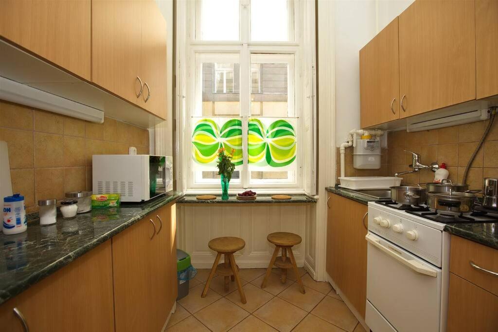 Charming Studio At The Danube * Budapeste